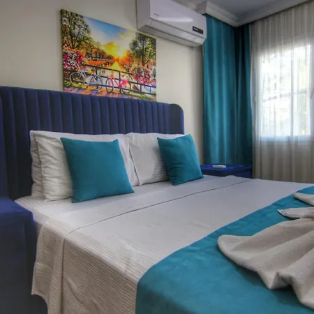 Hotell Sans 4*